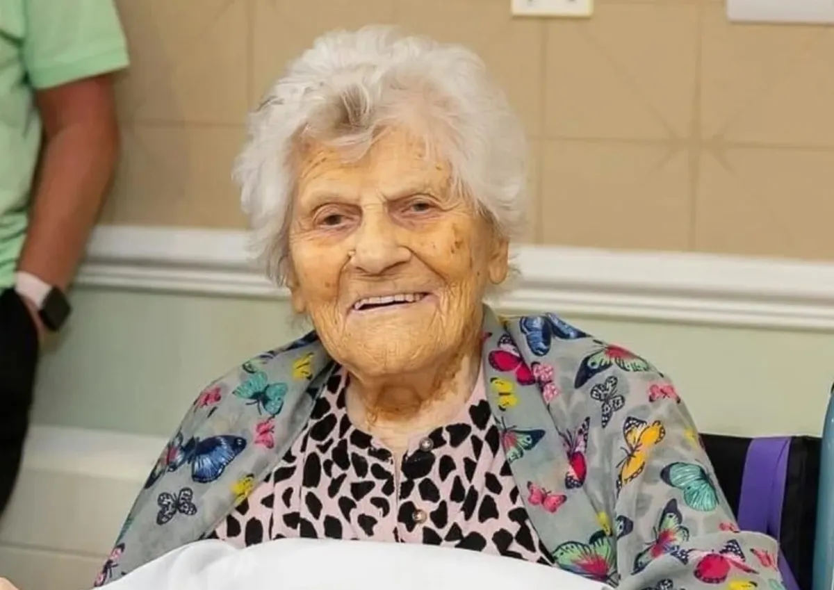 115歲新任世界最高齡人瑞！英國長者傳授祕方